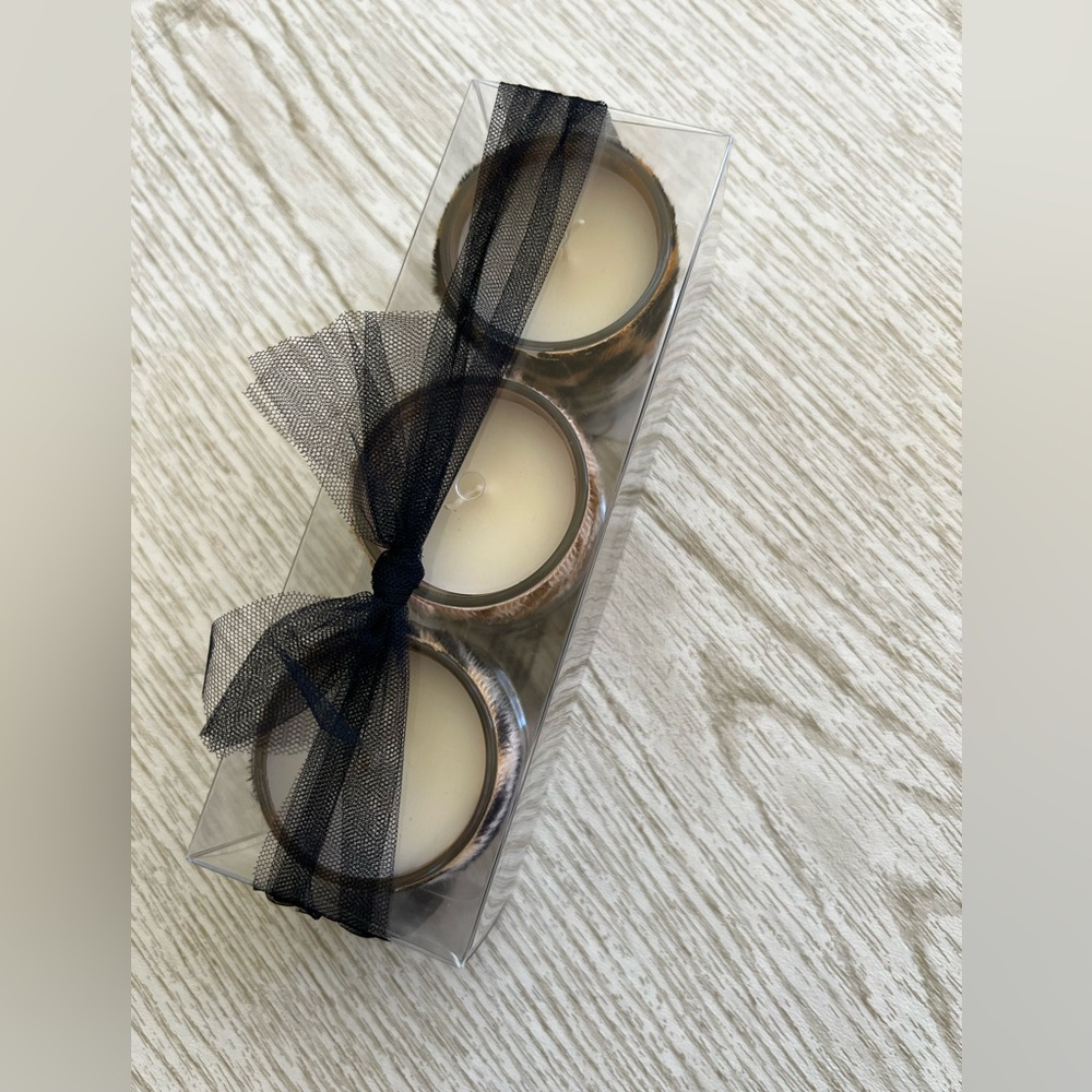 NIP Set of 3 Safari Print Scented Candles